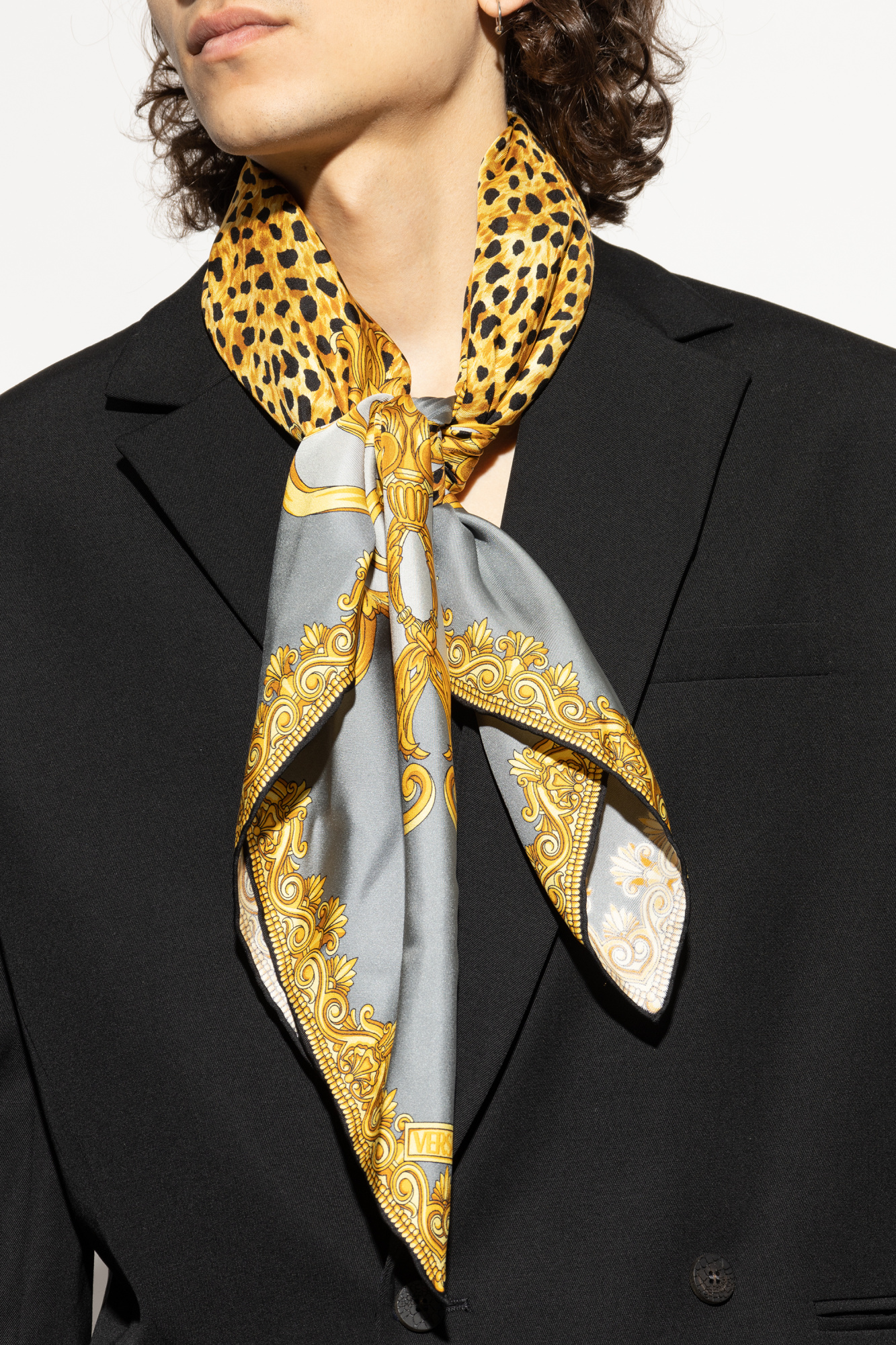 ATELIER VERSACE　Versace　スカーフ　silk scarf ATELIER VERSACE silk scarf – lallasshop : consciously curated